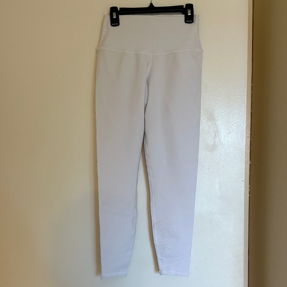 ALO Yoga size small white leggings